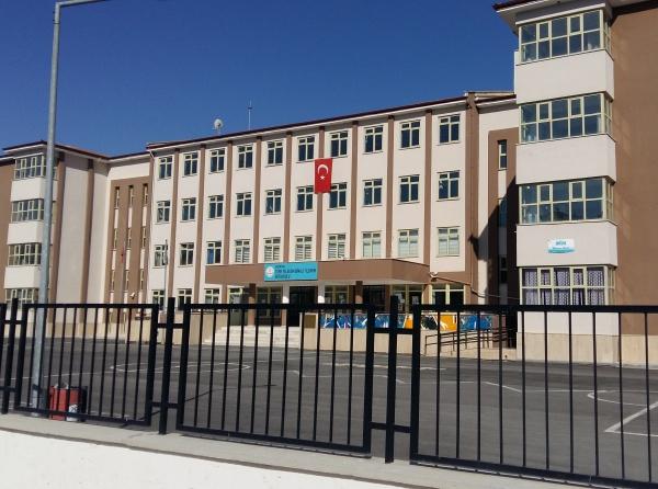 Türk Telekom Binali Yıldırım Ortaokulu Fotoğrafı